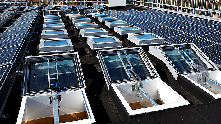 Lanterneau pour toiture terrasse pour maison passive