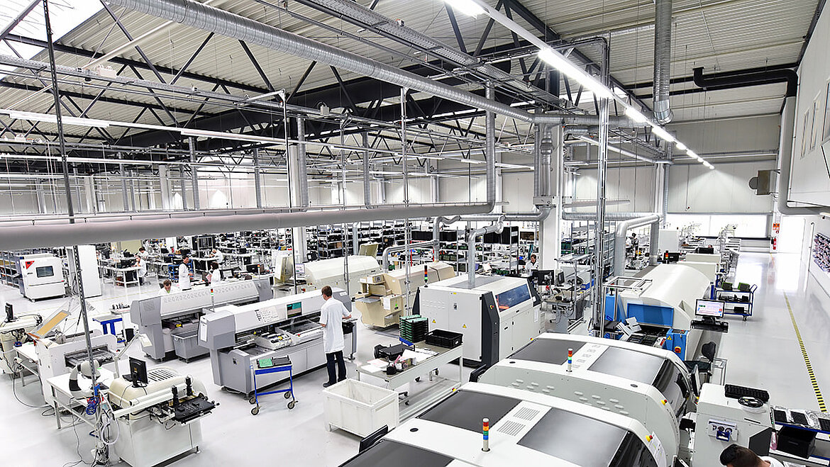 Un hall industriel moderne et rénové améliore aussi la productivité des employés