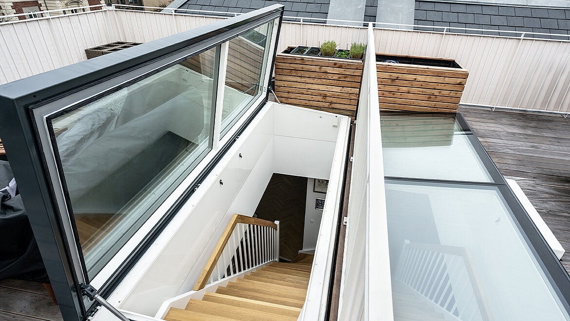 LAMILUX Flat Roof Access Hatch Comfort Swing LAMILUX Flat Roof Access Hatch Comfort Swing