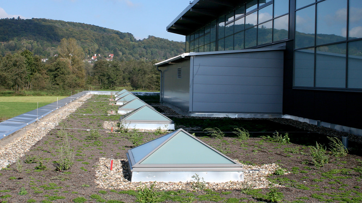 Lanterneau Pour Toiture Terrasse Sous Forme De Pyramide Toit En Croupe Avec Cadre En Aluminium Lamilux